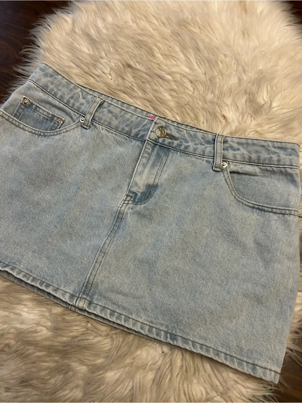 EDIKTED ‘Chiara’ Low-Rise Denim Micro Mini Skirt